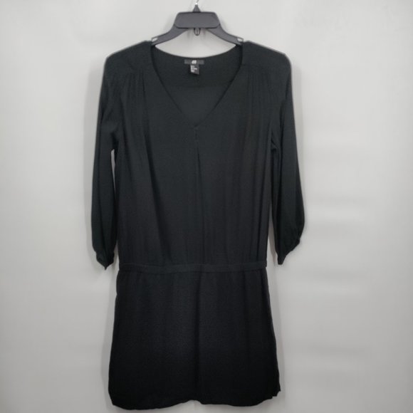 H&M Dresses & Skirts - H&M Knit V-Neck Elastic Drop Waist Relaxed Fit Mini Dress 6 Women Black